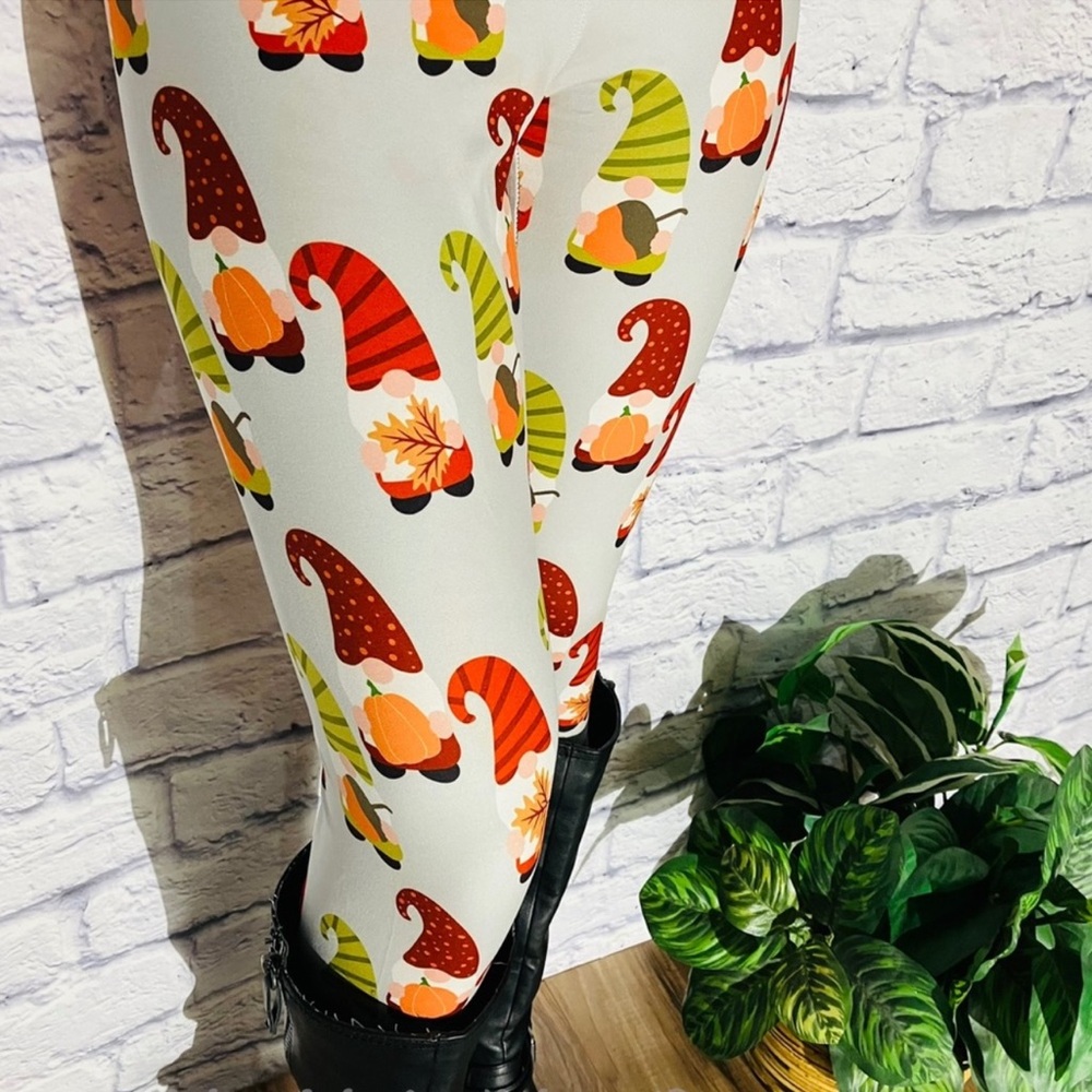 🍁🎃🍂 FALL GNOME PUMPKIN LEAVES LEGGINGS Women’s TC Tall & Curvy 14-22 XXL 1X 2X - Picture 2 of 14